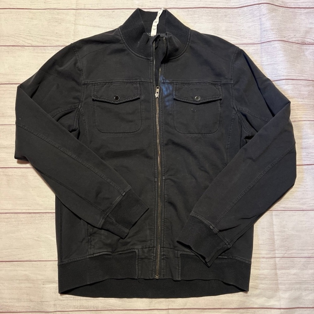 Lululemon men’s full zip commission travel Jacket size large